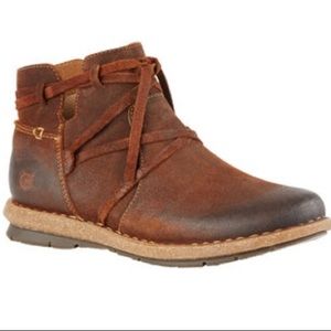 Born Tarkiln Boots